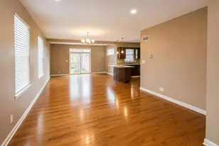 1302 Bobolink Rd, Valparaiso, IN 46383 - Photo 2