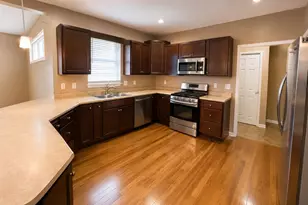 1302 Bobolink Rd, Valparaiso, IN 46383 - Photo 4