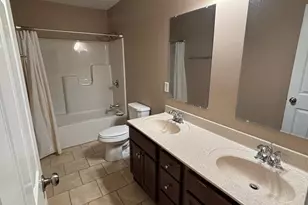 1302 Bobolink Rd, Valparaiso, IN 46383 - Photo 12