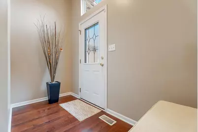 9855 Oakwood Court, Saint John, IN 46373 - Photo 4