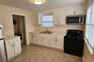 3743 Towle Ave, Hammond, IN 46327 - Photo 6