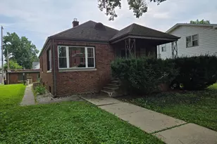 259 W Jefferson St, Valparaiso, IN 46383 - Photo 2