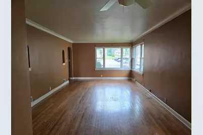259 W Jefferson Street, Valparaiso, IN 46383 - Photo 6