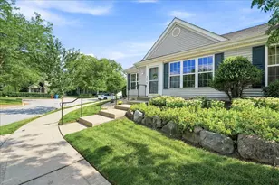 216 Dundee St, Valparaiso, IN 46385 - Photo 1