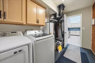 216 Dundee St, Valparaiso, IN 46385 - Photo 18