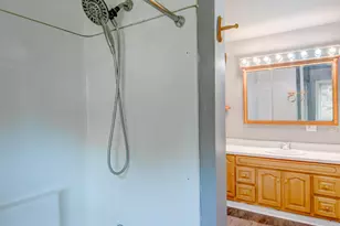 415 Woodlawn Ave, Michigan City, IN 46360 - Photo 22