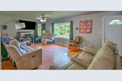 415 Woodlawn Avenue, Michigan City, IN 46360 - Photo 6