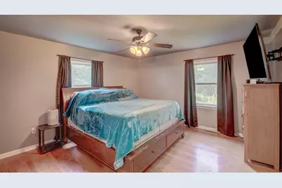 415 Woodlawn Avenue, Michigan City, IN 46360 - Photo 16