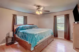 415 Woodlawn Ave, Michigan City, IN 46360 - Photo 16