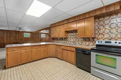 680 N 700 W, Hobart, IN 46342 - Photo 12