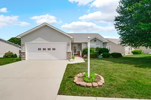 101 Whispering Blvd, La Porte, IN 46350 - Photo 2