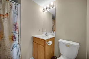 2444 W 63rd Ave, Merrillville, IN 46410 - Photo 14