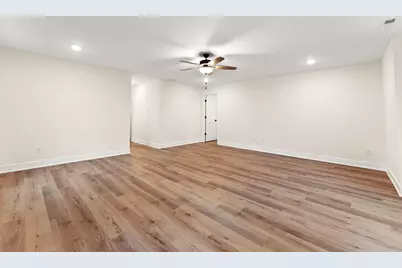 9561 E Luebcke Lane, Crown Point, IN 46307 - Photo 16