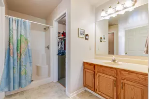 206 Fieldstone Dr, Westchester Township, IN 46304 - Photo 12