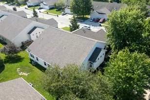 206 Fieldstone Dr, Westchester Township, IN 46304 - Photo 20