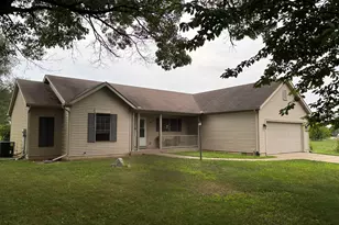 943 N Fail Rd, La Porte, IN 46350 - Photo 2