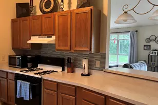 943 N Fail Rd, La Porte, IN 46350 - Photo 4