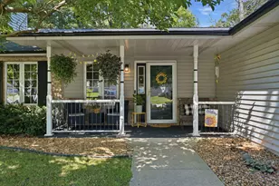 2770 Tulip Ln, Hobart, IN 46342 - Photo 4