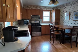 1115 S Colorado St, Hobart, IN 46342 - Photo 8