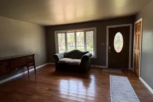 1115 S Colorado St, Hobart, IN 46342 - Photo 8