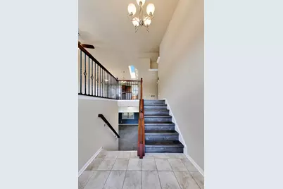 3738 W 68th Avenue, Merrillville, IN 46410 - Photo 2