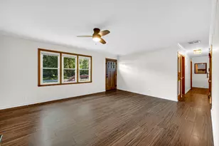 820 Park Ave, Chesterton, IN 46304 - Photo 6