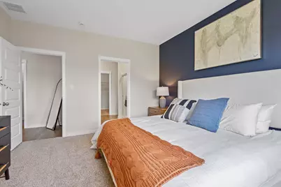 6 Maximillian Drive, Hobart, IN 46342 - Photo 12