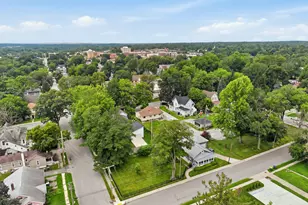 256 Garfield Ave, Valparaiso, IN 46383 - Photo 10