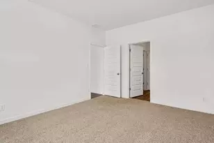 7603 W 107th Pl, Crown Point, IN 46307 - Photo 16