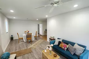 10 1/2 E 36th Pl, Hobart, IN 46342 - Photo 8