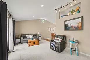 11397 N E Wawasee Dr, Syracuse, IN 46567 - Photo 18