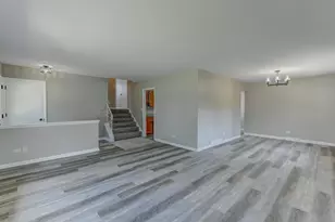 3010 100th Pl, Highland, IN 46322 - Photo 8