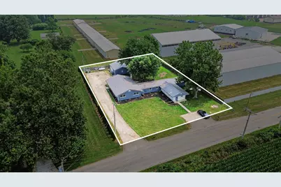 12788 N Bishop Road, Syracuse, IN 46567 - Photo 2