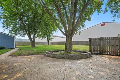 12788 N Bishop Road, Syracuse, IN 46567 - Photo 8