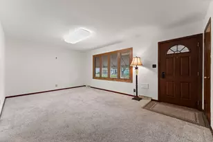 7525 Maryland Ave, Hammond, IN 46323 - Photo 2