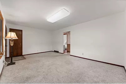 7525 Maryland Avenue, Hammond, IN 46323 - Photo 4