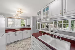 115 N Lake Ave, Michigan City, IN 46360 - Photo 8