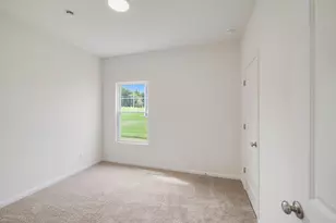 4402 Goldfinch Ave, Valparaiso, IN 46385 - Photo 6