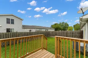 1005 Windsor Ln, Dyer, IN 46311 - Photo 14