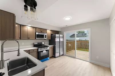 1005 Windsor Lane, Dyer, IN 46311 - Photo 6