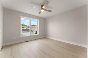 1005 Windsor Ln, Dyer, IN 46311 - Photo 12