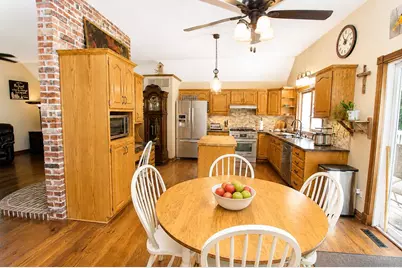 5221 N Fail Road, La Porte, IN 46350 - Photo 6
