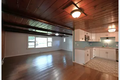 438 W Jefferson Street, Winamac, IN 46996 - Photo 12