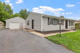 380 Brook Dr, Valparaiso, IN 46385 - Photo 20
