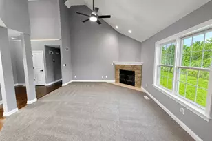 7400 Clark St, Merrillville, IN 46410 - Photo 4