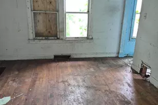 819 Mulberry St, Hammond, IN 46324 - Photo 2
