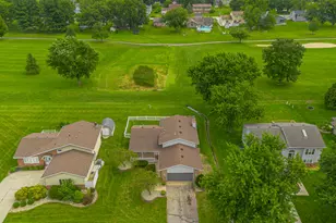 3695 Kingsway Dr, Crown Point, IN 46307 - Photo 2