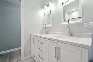 3695 Kingsway Dr, Crown Point, IN 46307 - Photo 22