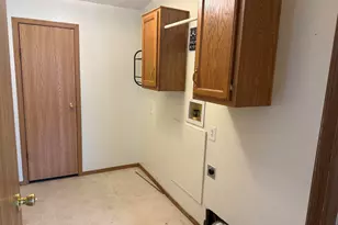 513 Center St, Valparaiso, IN 46385 - Photo 10