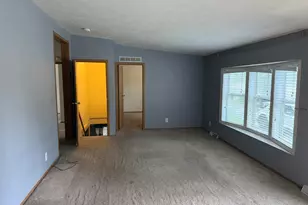 513 Center St, Valparaiso, IN 46385 - Photo 12